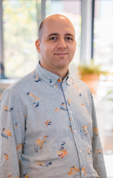 Steve  Vaneeckhout - Back-end developer